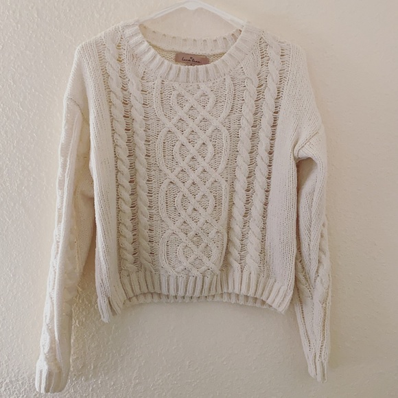 T.J.Maxx Sweaters - 🍂 Cozy cream knit sweater
